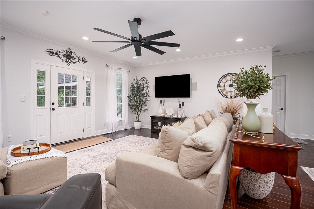 2717 LEE ROAD 166