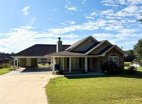 120 LEE ROAD 380 Valley AL 36854