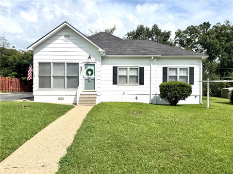 Photo of 2004 32ND Street, Valley, AL 36854 (MLS # 181457)