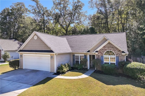 Photo of 4298 LIVE OAK Drive, Auburn, AL 36830 (MLS # 182861)