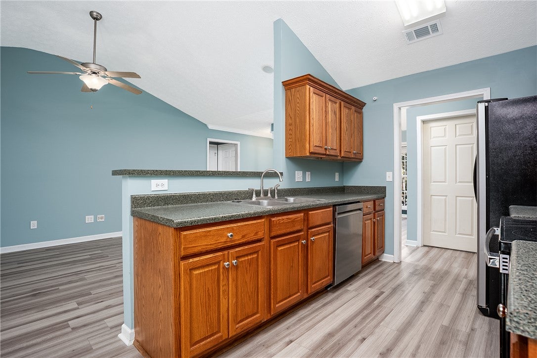4298 LIVE OAK Drive