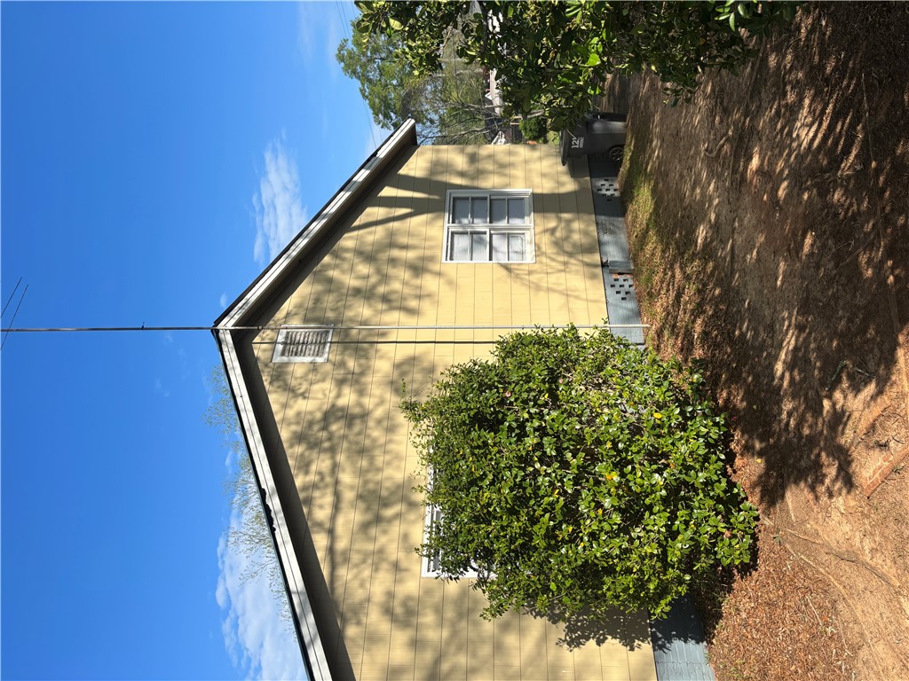107 WELLINGTON Street