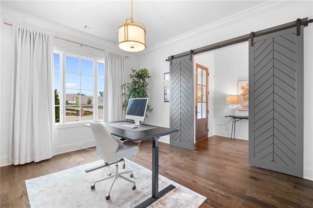 Auburn, Alabama 36830, United States, 5 Bedrooms Bedrooms, ,4 BathroomsBathrooms,Residential,Active,146661