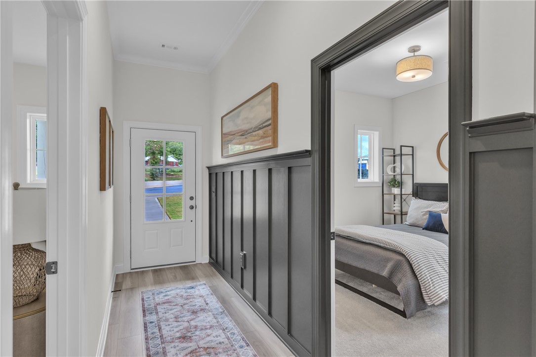 1763 WOODLAND PINES Lane 263