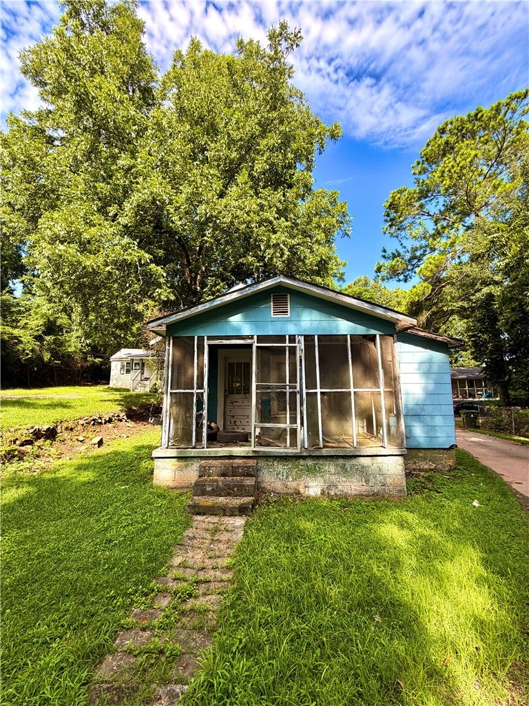 Photo of 416 DOWDELL Avenue #416B, Auburn, AL 36830 (MLS # 181472)
