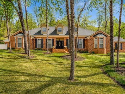 Photo of 280 WILLOW BEND Drive, Wetumpka, AL 36093 (MLS # 180912)