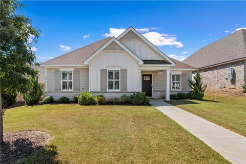 Photo of 2033 ARMISTEAD Lane, Auburn, AL 36830 (MLS # 176644) Photo of 2033 ARMISTEAD Lane, Auburn, AL 36830 (MLS # 176644)