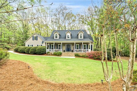 Photo of 2242 SPRING HILL Drive, Auburn, AL 36830 (MLS # 179684)
