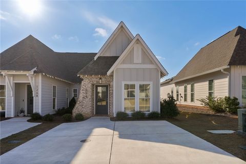 1274 HIDDEN DEN Trail Opelika AL 36801