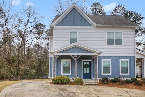 Photo of 704 NORTHERN VILLAGE Court, Auburn, AL 36830 (MLS # 179025)