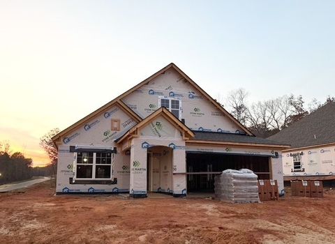 Photo of 2052 SHADOW BEND Lane, Auburn, AL 36830 (MLS # 177663)