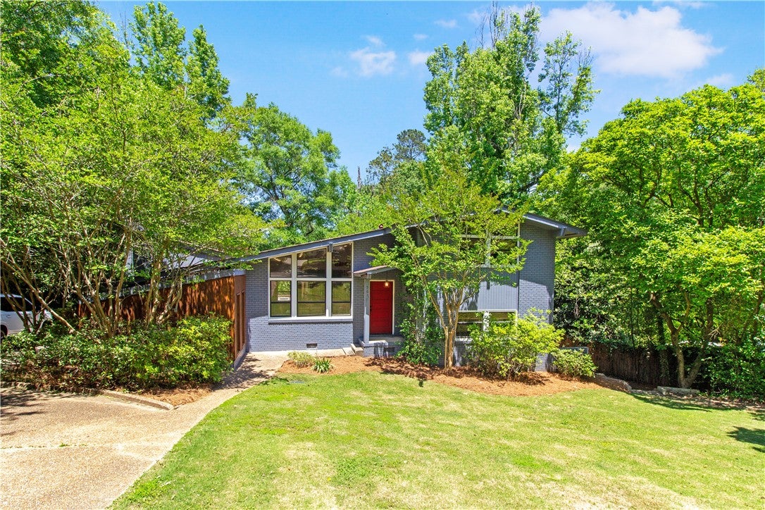 567 MOORES MILL Road