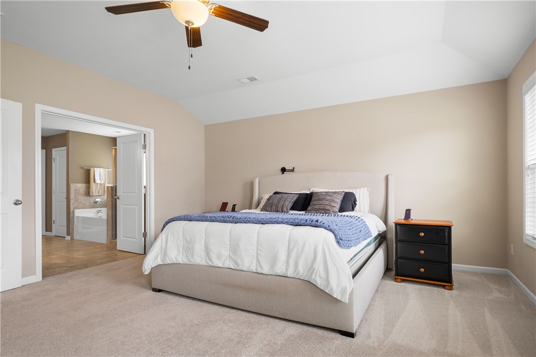 Auburn, Alabama 36832, United States, 4 Bedrooms Bedrooms, ,3 BathroomsBathrooms,Residential,Pending,143918