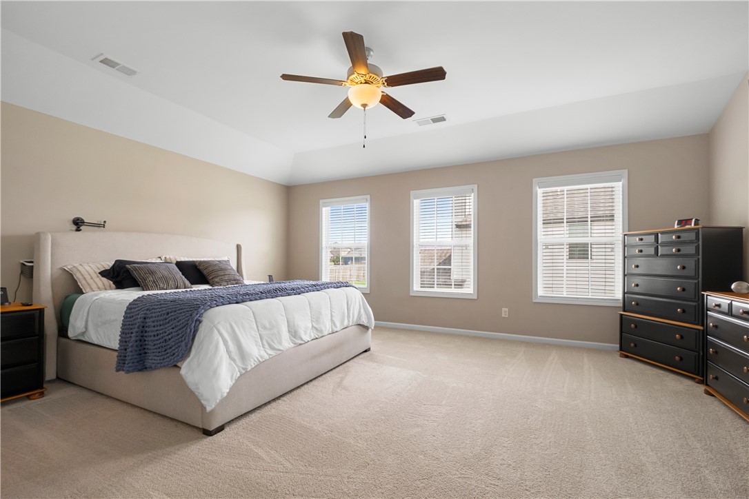 Auburn, Alabama 36832, United States, 4 Bedrooms Bedrooms, ,3 BathroomsBathrooms,Residential,Pending,143918