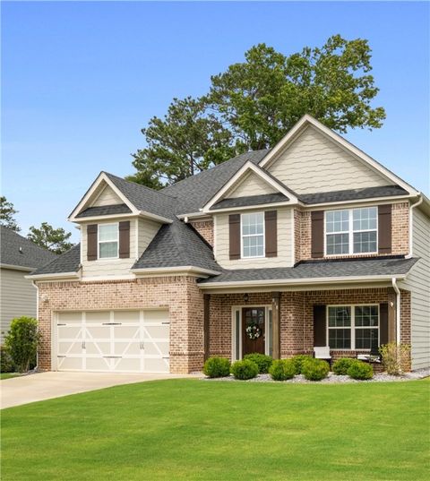 818 W RICHLAND Circle Auburn AL 36832