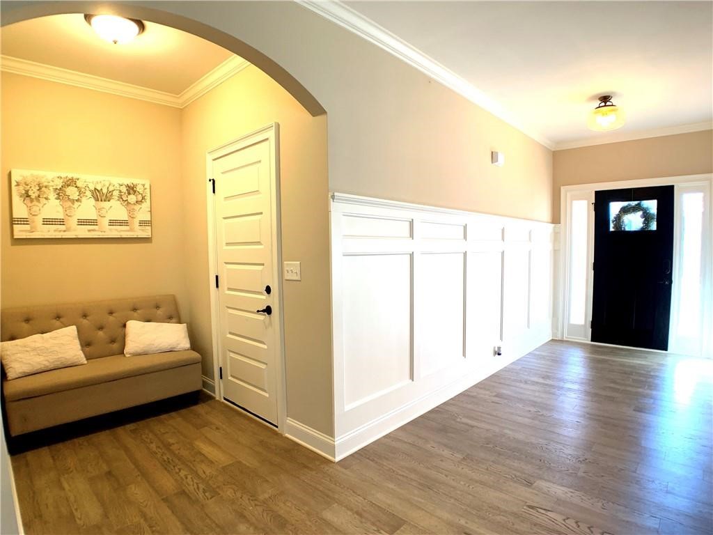 942 FALCONER Drive