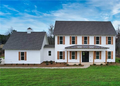 Photo of 10 HUNTERS HILL Lane, Auburn, AL 36830 (MLS # 177440)