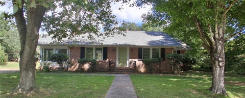 Photo of 37 2ND Street SW, Ashland, AL 36251 (MLS # 182620)