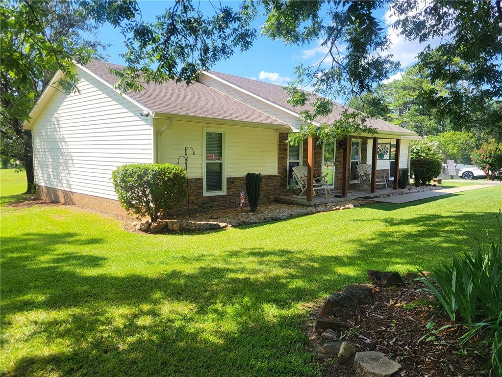 Photo of 3904 34TH Street SW, Lanett, AL 36863 (MLS # 181430)