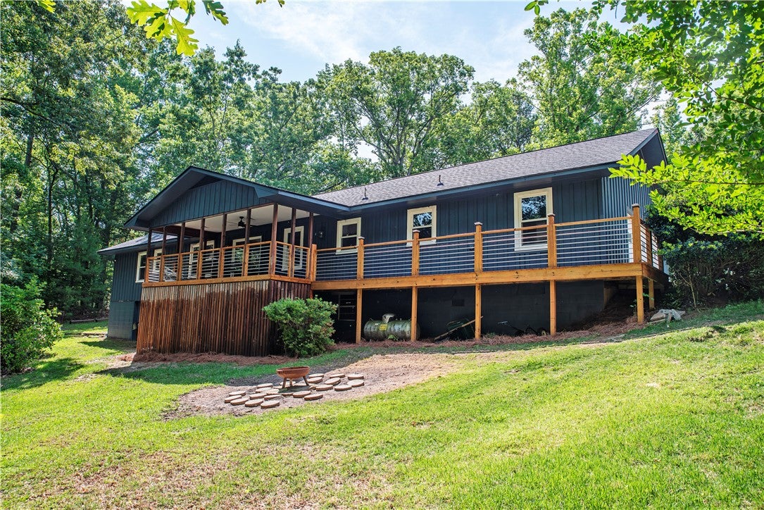 494 FAIRWAY RIDGE Road