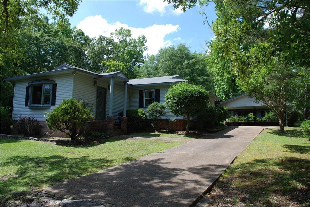 2300 S UNIROYAL Road