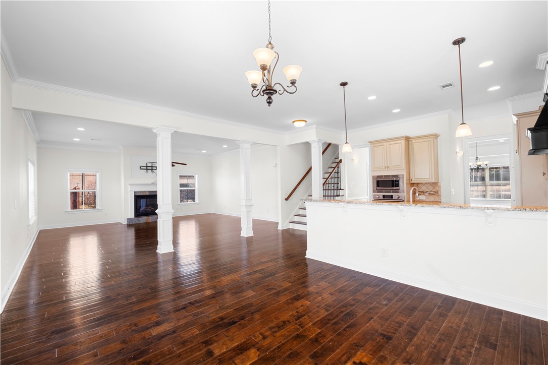 Auburn, Alabama 36832, United States, 4 Bedrooms Bedrooms, ,4 BathroomsBathrooms,Residential,Pending,5809