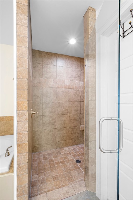 Auburn, Alabama 36832, United States, 4 Bedrooms Bedrooms, ,4 BathroomsBathrooms,Residential,Pending,5809