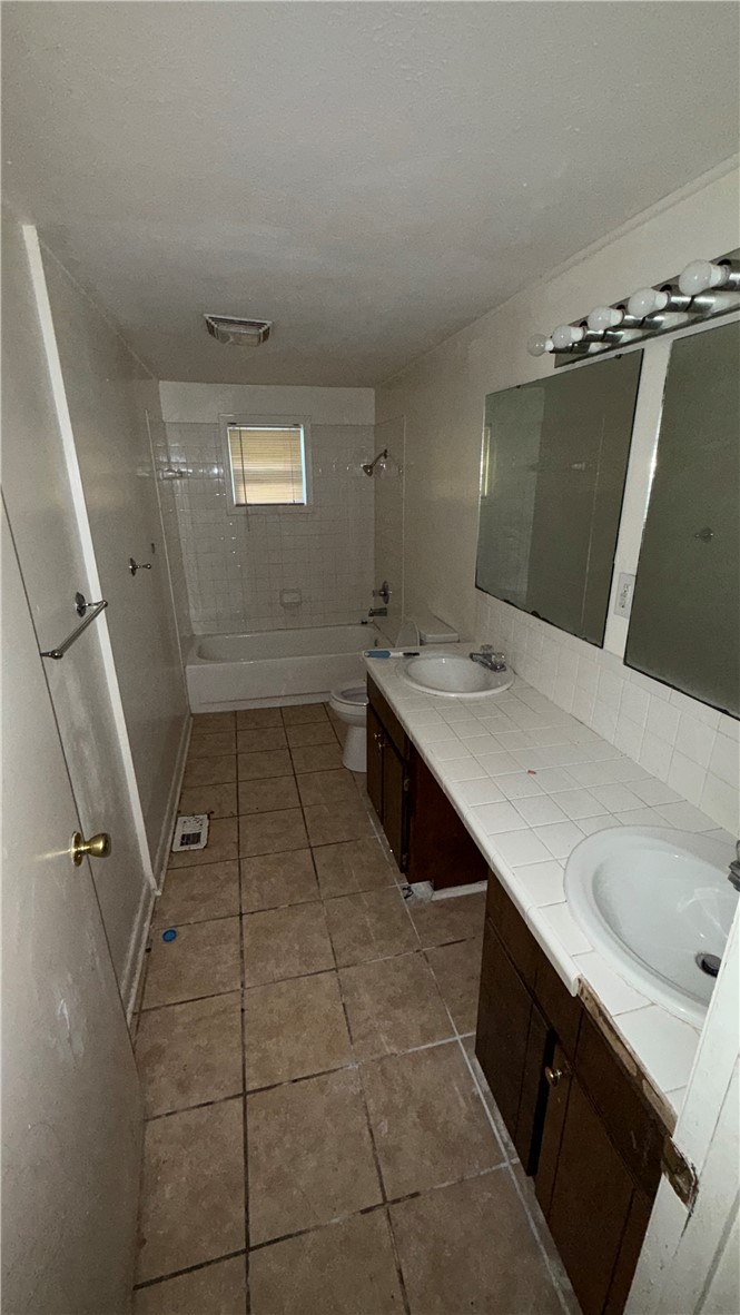 626 LEE ROAD 17