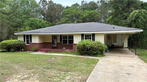 Photo of 626 LEE ROAD 17, Auburn, AL 36830 (MLS # 180252)