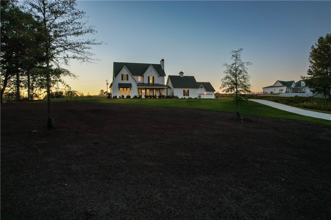 6050 Hunters Hill Lane