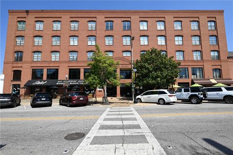 Photo of 145 E MAGNOLIA Avenue #311, Auburn, AL 36830 (MLS # 176785)