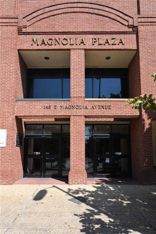 145 E MAGNOLIA Avenue 311