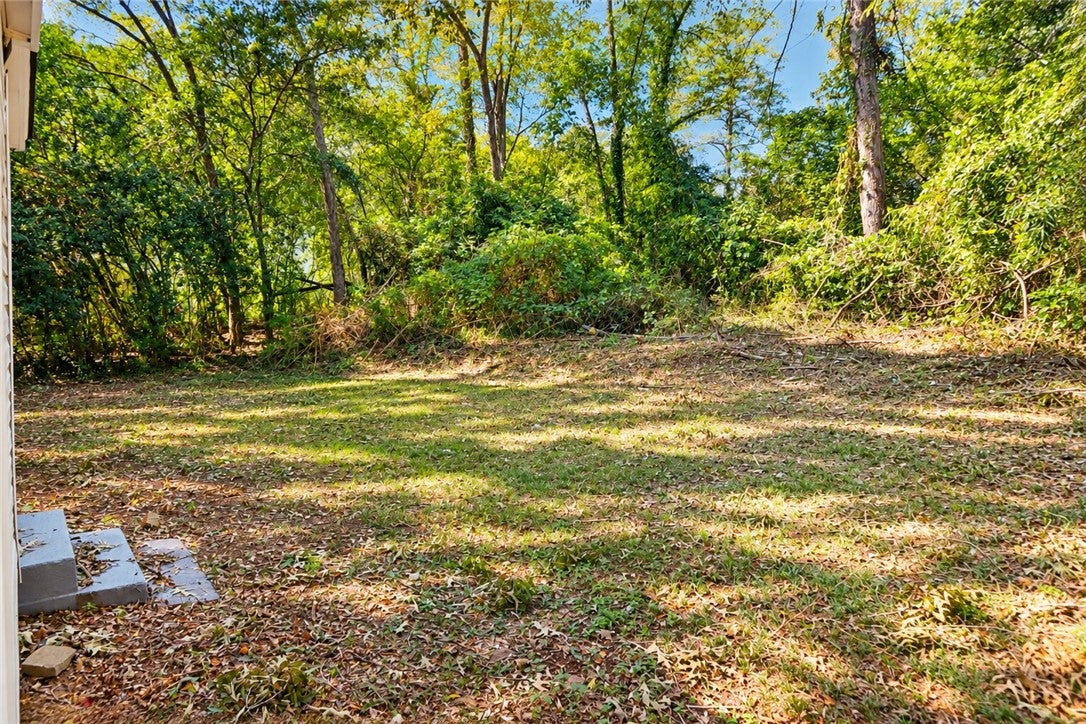 137 WOODLAND Avenue