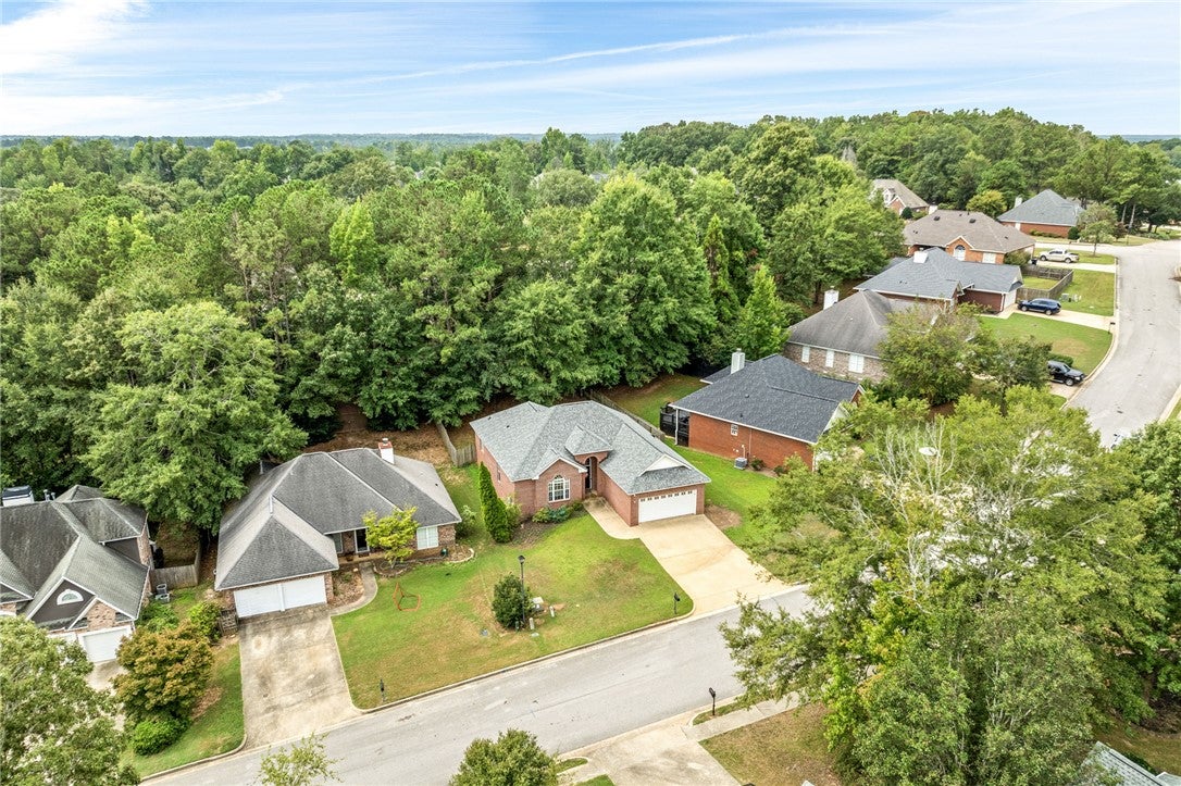 1825 SHADOW BEND Lane