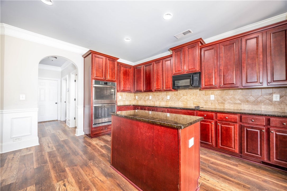 151 LANDING Way