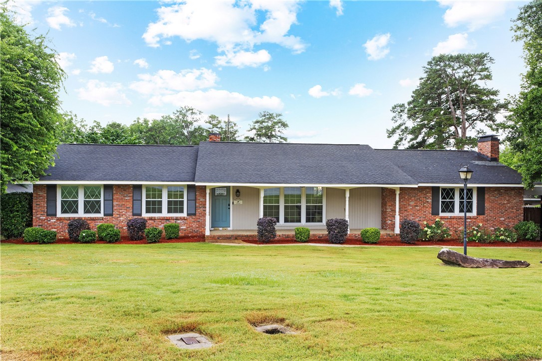 2 LAKEWOOD Circle
