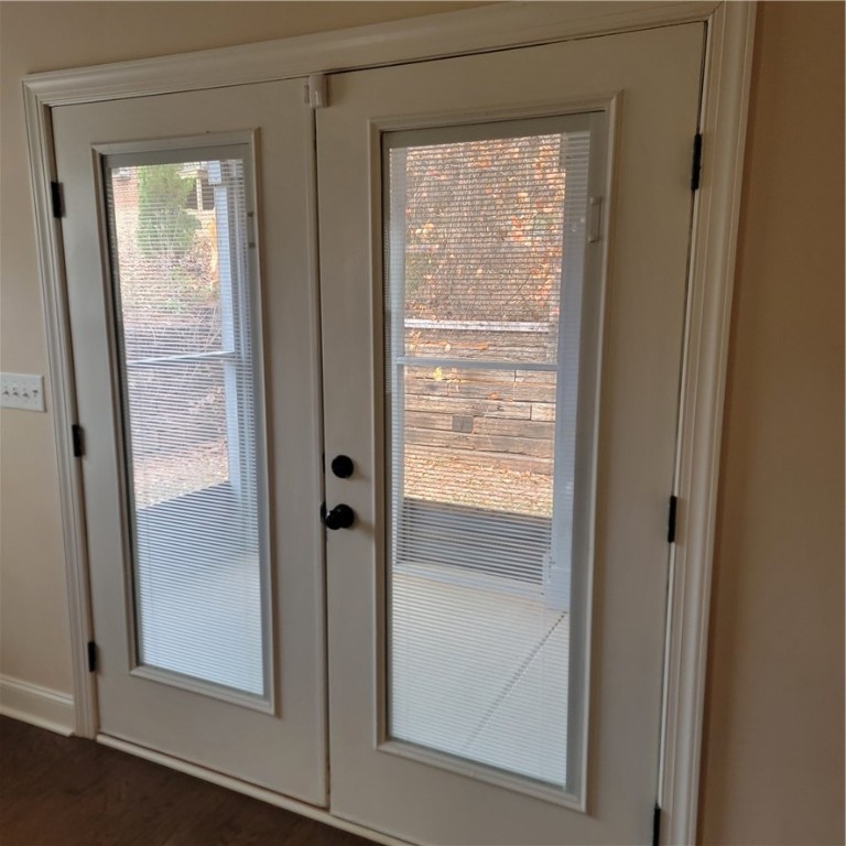 1061 RIVERWOOD Drives