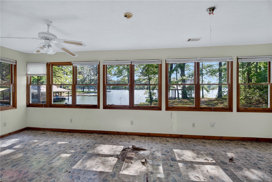 9375 LEE ROAD 379
