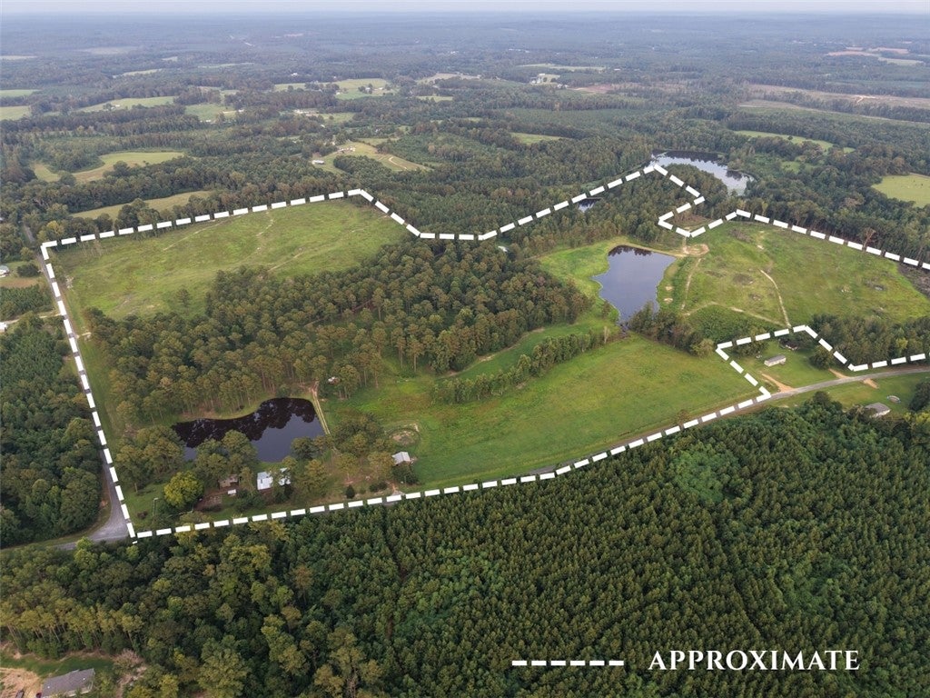 Photo of 1362 N FRIENDSHIP Drive, Greenville, AL 36037 (MLS # 182328)