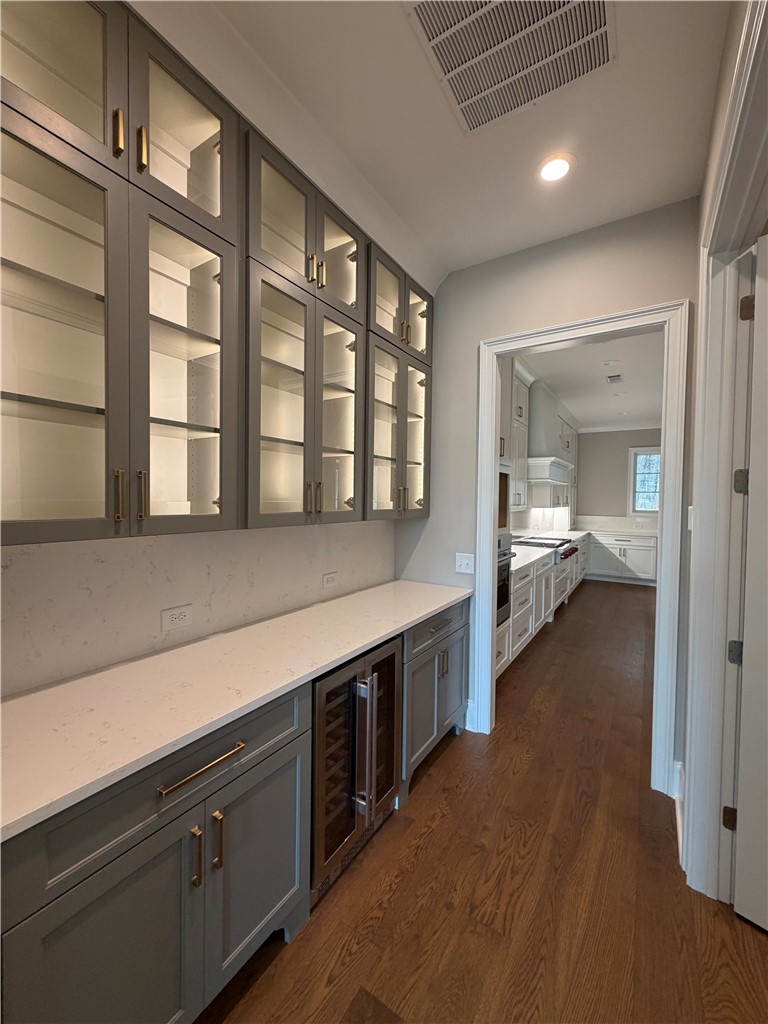 900-3 ANNABROOK Drive