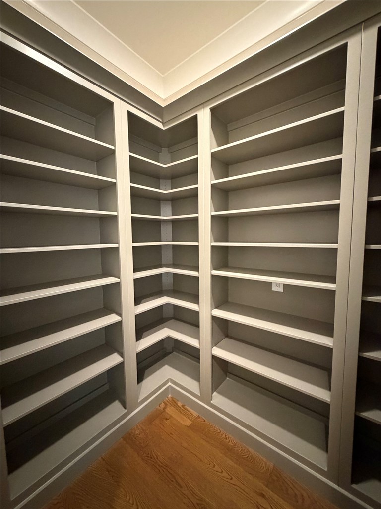 900-3 ANNABROOK Drive