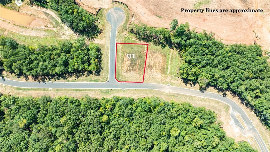Photo of 1961 KENNESAW Lane, Auburn, AL 36830 (MLS # 182275)