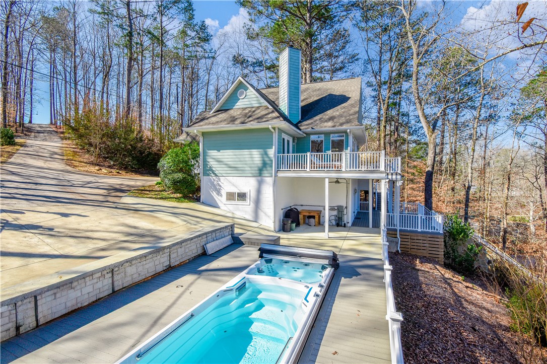 74 LAKE POINT Drive