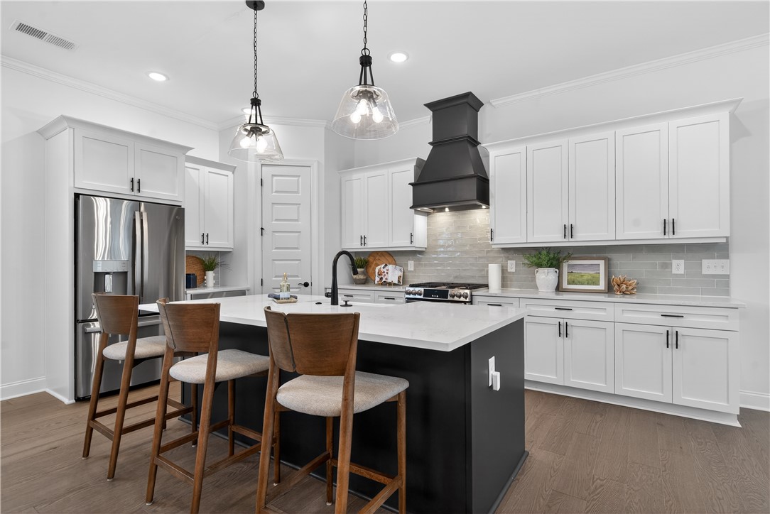 3517 DICKSON PLACE Drive