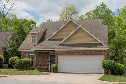 1714 VFW Road Auburn AL 36830