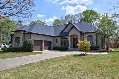 Photo of 1796 STAPLES Court, Auburn, AL 36830 (MLS # 179557)