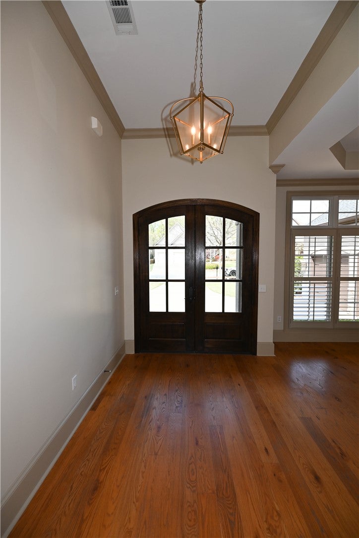 1796 STAPLES Court