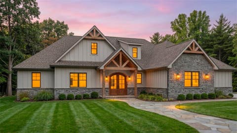 Photo of 203 LEE ROAD 367, Valley, AL 36854 (MLS # 181734)