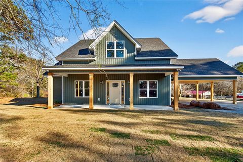 Photo of 1461 PHILLIPS Road, Lanett, AL 36863 (MLS # 178920)