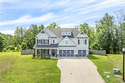 Photo of 500 WYMOND Court, Opelika, AL 36804 (MLS # 181184)